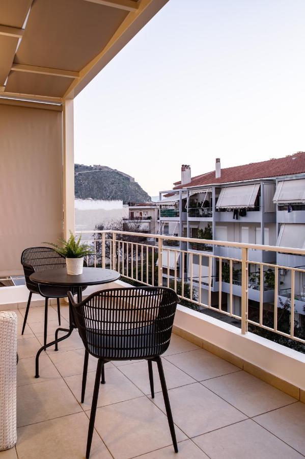 Living In Nafplio Urban Chic Apartments Exterior photo